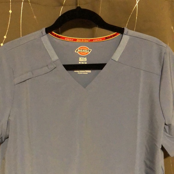 Dickies light blue Scrubs Top size Medium - Picture 3 of 5